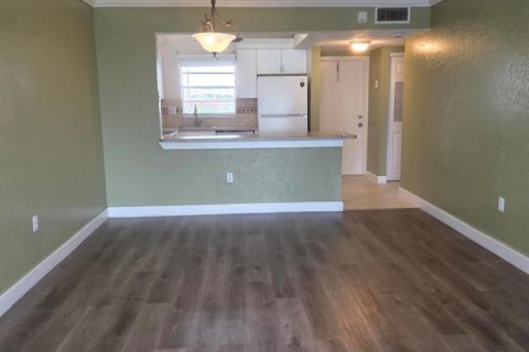 Copropriété à vendre à Sunrise, Floride: 1 chambre, 61.97 m2 № 2180200 - photo 8