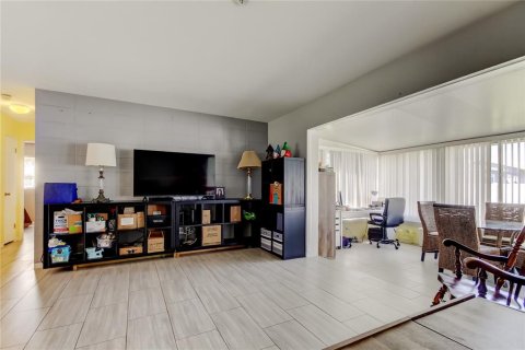 Villa ou maison à vendre à Seminole, Floride: 2 chambres, 85.93 m2 № 1720623 - photo 19