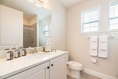Casa en venta en Kissimmee, Florida, 6 dormitorios, 308.16 m2 № 2207735 - foto 19
