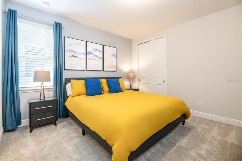 Casa en venta en Kissimmee, Florida, 6 dormitorios, 308.16 m2 № 2207735 - foto 25
