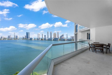 Condo in Aventura, Florida, 4 bedrooms  № 1969850 - photo 17
