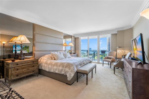 Condo in Aventura, Florida, 4 bedrooms  № 1969850 - photo 30