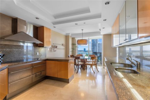 Condo in Aventura, Florida, 4 bedrooms  № 1969850 - photo 8