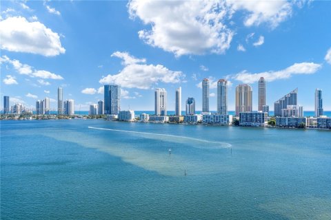 Condo in Aventura, Florida, 4 bedrooms  № 1969850 - photo 20