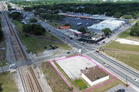 Propiedad comercial en venta en Wildwood, Florida, 249.35 m2 № 2155895 - foto 3