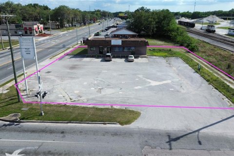 Propiedad comercial en venta en Wildwood, Florida, 249.35 m2 № 2155895 - foto 5