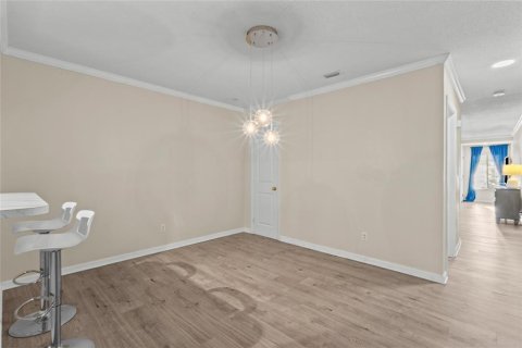 Townhouse in Riverview, Florida 2 bedrooms, 134.52 sq.m. № 2391465 - photo 10