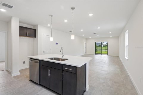 Villa ou maison à vendre à Lakeland, Floride: 4 chambres, 150.87 m2 № 2129670 - photo 1