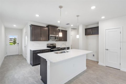 Villa ou maison à vendre à Lakeland, Floride: 4 chambres, 150.87 m2 № 2129670 - photo 4