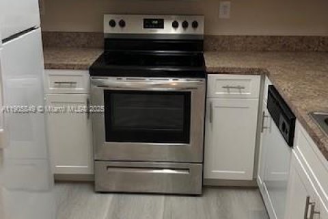 Copropriété à vendre à Pembroke Pines, Floride: 1 chambre, 64.1 m2 № 1963476 - photo 7