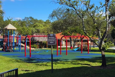 Copropriété à vendre à Pembroke Pines, Floride: 1 chambre, 64.1 m2 № 1963476 - photo 4