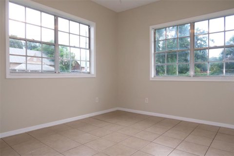 House in Tampa, Florida 3 bedrooms, 110.55 sq.m. № 1919100 - photo 21