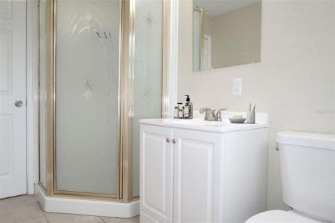 House in Tampa, Florida 3 bedrooms, 110.55 sq.m. № 1919100 - photo 9
