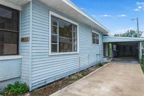 House in Tampa, Florida 3 bedrooms, 110.55 sq.m. № 1919100 - photo 10