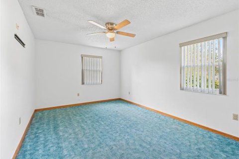House in Leesburg, Florida 2 bedrooms, 127.46 sq.m. № 1782562 - photo 22