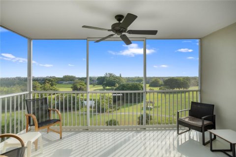 Condo in Pompano Beach, Florida, 3 bedrooms  № 2086188 - photo 15