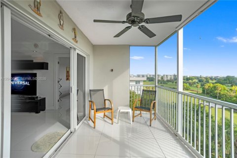 Condo in Pompano Beach, Florida, 3 bedrooms  № 2086188 - photo 18
