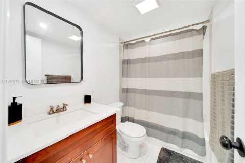 Купить кондоминиум в Пайнкрест, Флорида 1 спальня, 79.43м2, № 2024393 - фото 17