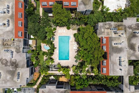 Купить кондоминиум в Пайнкрест, Флорида 1 спальня, 79.43м2, № 2024393 - фото 23