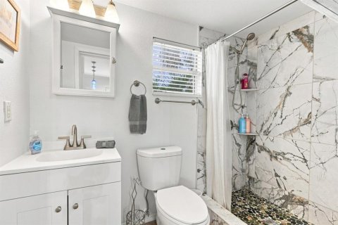 House in Madeira Beach, Florida 2 bedrooms, 63.27 sq.m. № 2315111 - photo 18