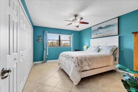 Copropriété à louer à Sarasota, Floride: 2 chambres, 124.3 m2 № 1873124 - photo 17