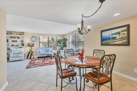 Copropriété à louer à Sarasota, Floride: 2 chambres, 124.3 m2 № 1873124 - photo 10