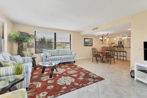 Copropriété à louer à Sarasota, Floride: 2 chambres, 124.3 m2 № 1873124 - photo 4