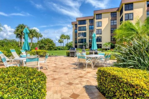 Copropriété à louer à Sarasota, Floride: 2 chambres, 124.3 m2 № 1873124 - photo 30