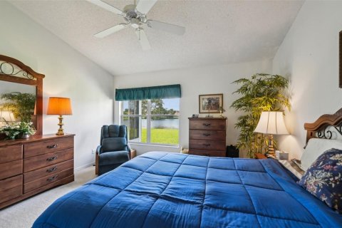 Condo in Sun City Center, Florida, 2 bedrooms  № 1749718 - photo 20