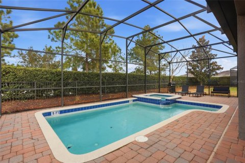 House in Davenport, Florida 7 bedrooms, 327.39 sq.m. № 2201604 - photo 8