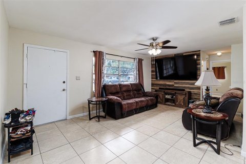 Casa en venta en Mulberry, Florida, 3 dormitorios, 137.4 m2 № 2097121 - foto 5