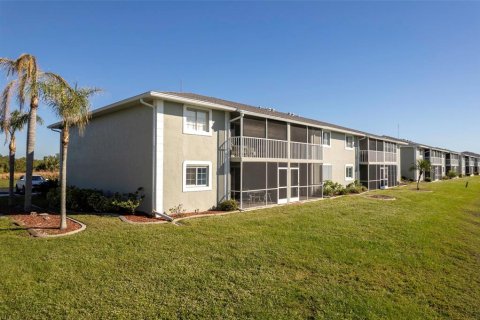 Condominio en venta en Punta Gorda, Florida, 2 dormitorios, 96.99 m2 № 1723895 - foto 4