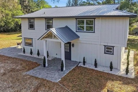 Villa ou maison à vendre à Tampa, Floride: 4 chambres, 198.44 m2 № 2226581 - photo 2
