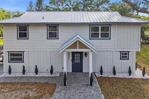 Villa ou maison à Tampa, Floride 4 chambres, 198.44 m2 № 2226581