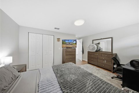 Villa ou maison à vendre à Tampa, Floride: 4 chambres, 198.44 m2 № 2226581 - photo 21