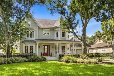 House in Windermere, Florida 4 bedrooms, 341.88 sq.m. № 2291382