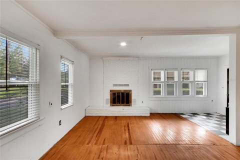 House in Tampa, Florida 4 bedrooms, 153.85 sq.m. № 1532313 - photo 8