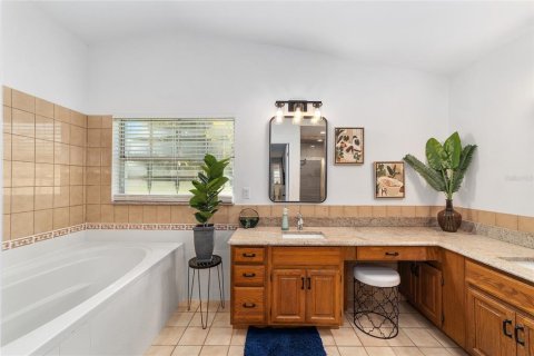 Villa ou maison à vendre à Ocala, Floride: 3 chambres, 231.05 m2 № 2410155 - photo 19