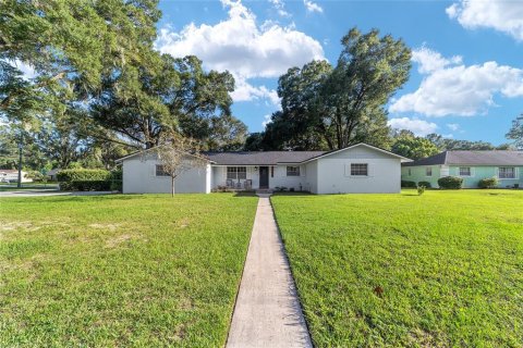 Villa ou maison à vendre à Ocala, Floride: 3 chambres, 231.05 m2 № 2410155 - photo 2