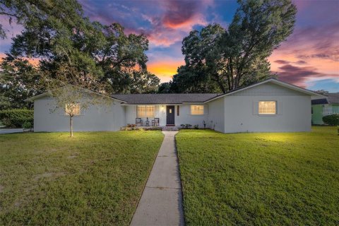 Villa ou maison à Ocala, Floride 3 chambres, 231.05 m2 № 2410155