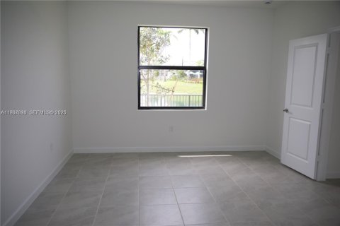 Townhouse in Dania Beach, Florida 3 bedrooms, 161.46 sq.m. № 1995636 - photo 24