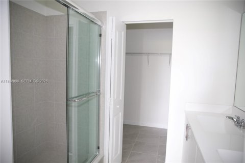 Townhouse in Dania Beach, Florida 3 bedrooms, 161.46 sq.m. № 1995636 - photo 26