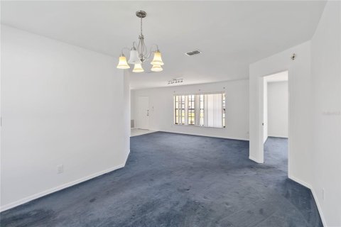 Villa ou maison à vendre à Kissimmee, Floride: 4 chambres, 164.44 m2 № 2226364 - photo 7