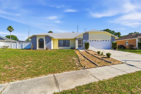 House in Kissimmee, Florida 4 bedrooms, 164.44 sq.m. № 2226364