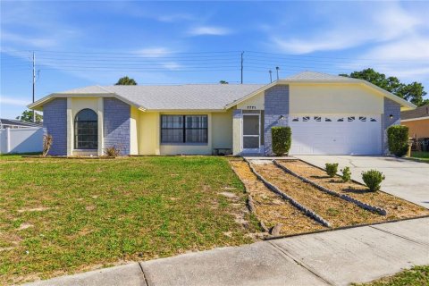 Villa ou maison à vendre à Kissimmee, Floride: 4 chambres, 164.44 m2 № 2226364 - photo 2