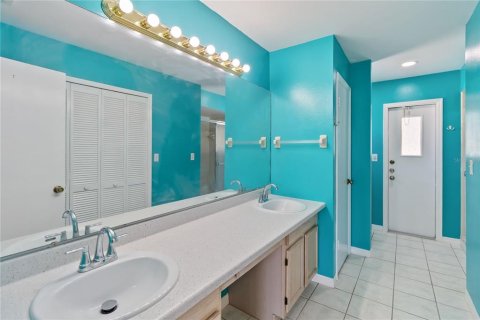Villa ou maison à vendre à Kissimmee, Floride: 4 chambres, 164.44 m2 № 2226364 - photo 20