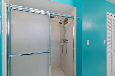 Villa ou maison à vendre à Kissimmee, Floride: 4 chambres, 164.44 m2 № 2226364 - photo 21