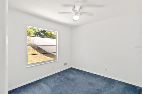 Villa ou maison à vendre à Kissimmee, Floride: 4 chambres, 164.44 m2 № 2226364 - photo 27