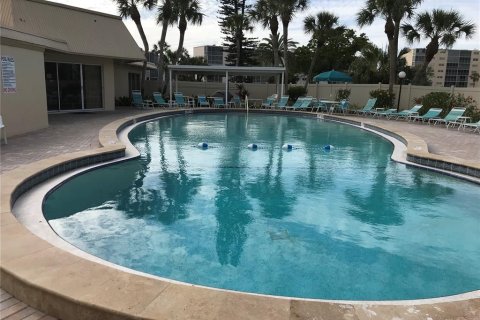 Condo in Bradenton, Florida, 1 bedroom № 2213608 - photo 16