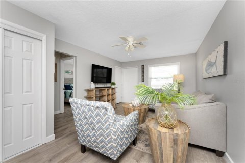 Condominio en alquiler en Englewood, Florida, 2 dormitorios, 80.27 m2 № 1554697 - foto 6